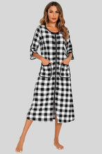 Carregar imagem no visualizador da galeria, Round Neck Three-Quarter Sleeve Midi Night Dress
