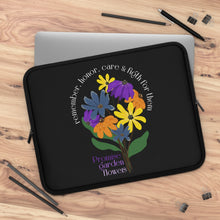 Carregar imagem no visualizador da galeria, Capa preta para laptop - Promise Garden Flowers
