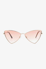 Carregar imagem no visualizador da galeria, Metal Frame Cat-Eye Sunglasses
