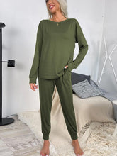 Carregar imagem no visualizador da galeria, Round Neck Top and Drawstring Pants Lounge Set
