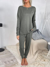 Carregar imagem no visualizador da galeria, Round Neck Top and Drawstring Pants Lounge Set
