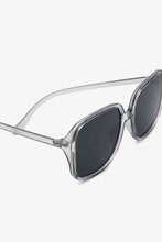 Load image into Gallery viewer, Polycarbonate Square Sunglasses
