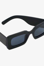 Carregar imagem no visualizador da galeria, Polycarbonate Frame Rectangle Sunglasses
