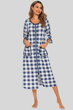 Carregar imagem no visualizador da galeria, Round Neck Three-Quarter Sleeve Midi Night Dress
