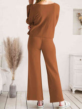 Carregar imagem no visualizador da galeria, Long Sleeve Lounge Top and Drawstring Pants Set
