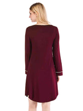 Carregar imagem no visualizador da galeria, Round Neck Night Dress with Pocket
