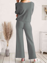 Carregar imagem no visualizador da galeria, Long Sleeve Lounge Top and Drawstring Pants Set
