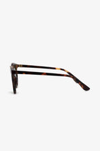 Load image into Gallery viewer, Tortoiseshell Round Polycarbonate Sunglasses
