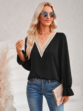 Load image into Gallery viewer, Contrast Trim Flounce Sleeve V-Neck Blouse
