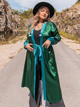 Carregar imagem no visualizador da galeria, Plus Size Embroidery Contrast Tie Front Long Sleeve Robe
