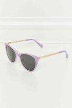 Carregar imagem no visualizador da galeria, Cat-Eye Acetate Frame Sunglasses
