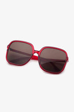 Carregar imagem no visualizador da galeria, Polycarbonate Square Sunglasses
