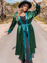 Carregar imagem no visualizador da galeria, Plus Size Embroidery Contrast Tie Front Long Sleeve Robe
