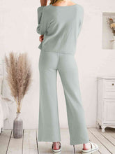 Carregar imagem no visualizador da galeria, Long Sleeve Lounge Top and Drawstring Pants Set
