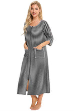 Carregar imagem no visualizador da galeria, Round Neck Three-Quarter Sleeve Midi Night Dress
