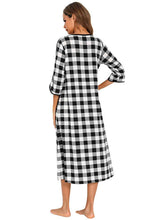 Carregar imagem no visualizador da galeria, Round Neck Three-Quarter Sleeve Midi Night Dress
