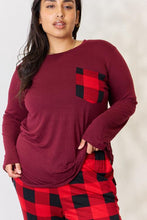 Carregar imagem no visualizador da galeria, Zenana Full Size Plaid Round Neck Top and Pants Pajama Set
