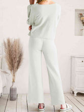 Carregar imagem no visualizador da galeria, Long Sleeve Lounge Top and Drawstring Pants Set
