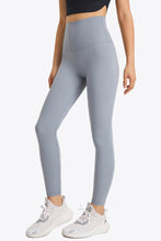 Load image into Gallery viewer, Ultra Soft High Waist Leggings
