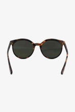 Load image into Gallery viewer, Tortoiseshell Round Polycarbonate Sunglasses
