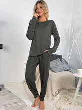 Carregar imagem no visualizador da galeria, Round Neck Top and Drawstring Pants Lounge Set
