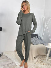 Carregar imagem no visualizador da galeria, Round Neck Top and Drawstring Pants Lounge Set
