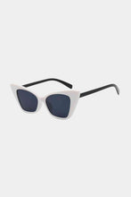 Carregar imagem no visualizador da galeria, Acetate Lens Cat Eye Sunglasses
