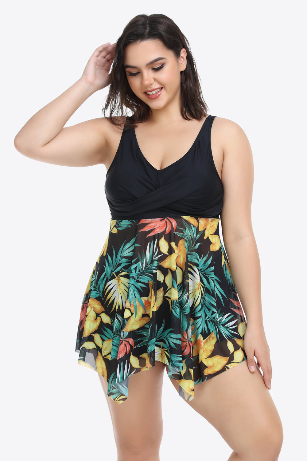 Maiô de duas peças com bainha assimétrica floral plus size em dois tons