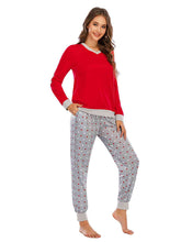 Carregar imagem no visualizador da galeria, Long Sleeve Top and Polka Dot Pants Set
