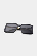 Carregar imagem no visualizador da galeria, Polycarbonate Frame Square Sunglasses
