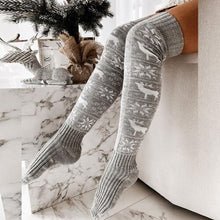 Carregar imagem no visualizador da galeria, Cozy Christmas Socks
